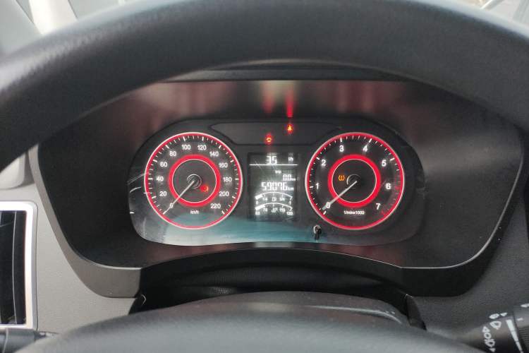 Used Jinbei Hiace King 2021 2.0L City Transport King Series Comfortable High-Roof 6-Seater 1TZS Instrument Cluster