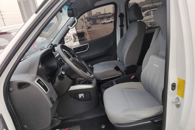 Used Jinbei Hiace King 2021 2.0L City Transport King Series Comfortable High-Roof 6-Seater 1TZS Left Front Seat