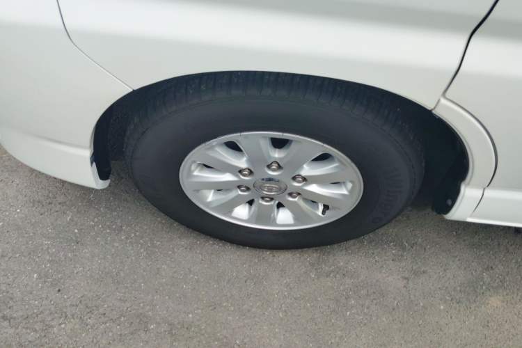 Used Jinbei Hiace King 2021 2.0L Business King Series Enjoyment Version Standard Top 7-Seater 1TZS Left Front Wheel Hub