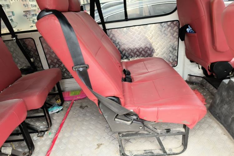 Used Jinbei Hiace King 2021 2.0L City Transport King Series Express Model Standard Top 6-Seater 1TZS Left Rear Seat