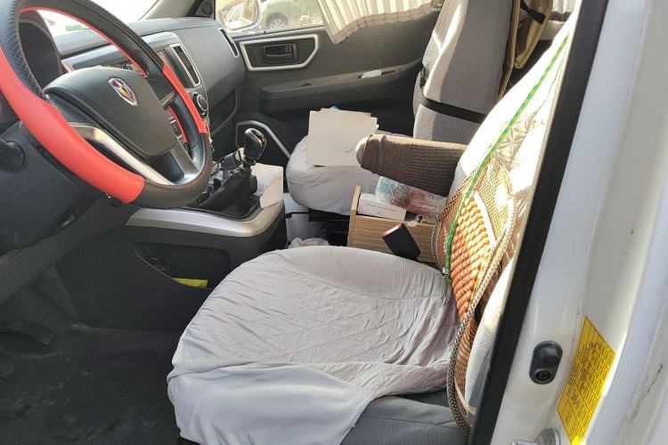 Used Jinbei Hiace King 2021 2.0L City Transport King Series Comfortable High-Roof 6-Seater 1TZS Left Rear Seat