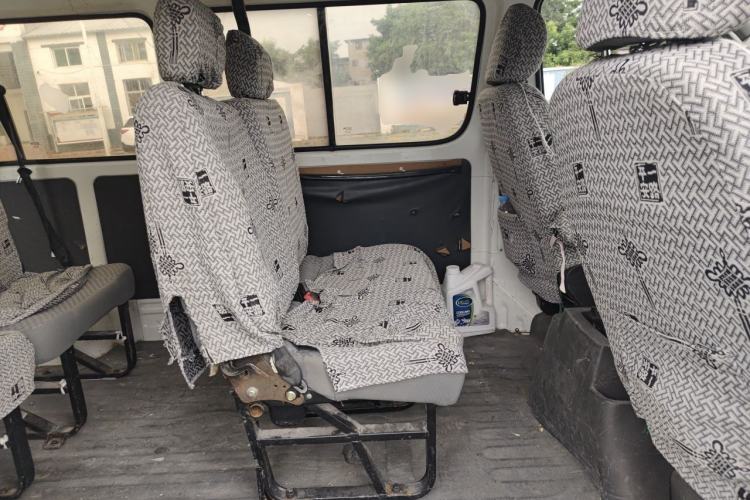 Used Jinbei Hiace King 2021 2.0L City Transport King Series Comfortable High-Roof 6-Seater 1TZS Left Rear Seat