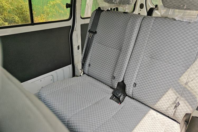 Used Jinbei Hiace King 2021 2.0L City Transport King Series Comfortable High-Roof 6-Seater 1TZS Left Rear Seat