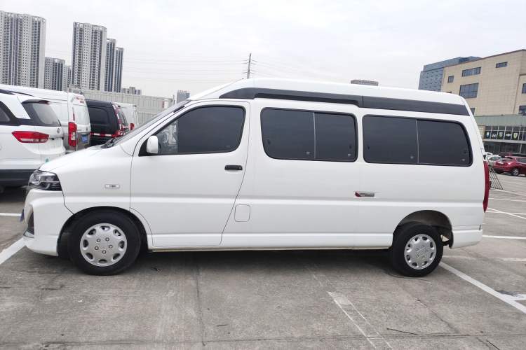 Used Jinbei Hiace King 2021 2.0L City Transport King Series Comfortable High-Roof 6-Seater 1TZS Left Side