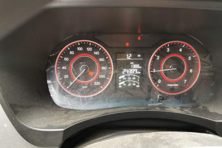 Used Jinbei Hiace King 2021 2.0L City Transport King Series Express Model Standard Top 6-Seater 1TZS Odometer Close Up