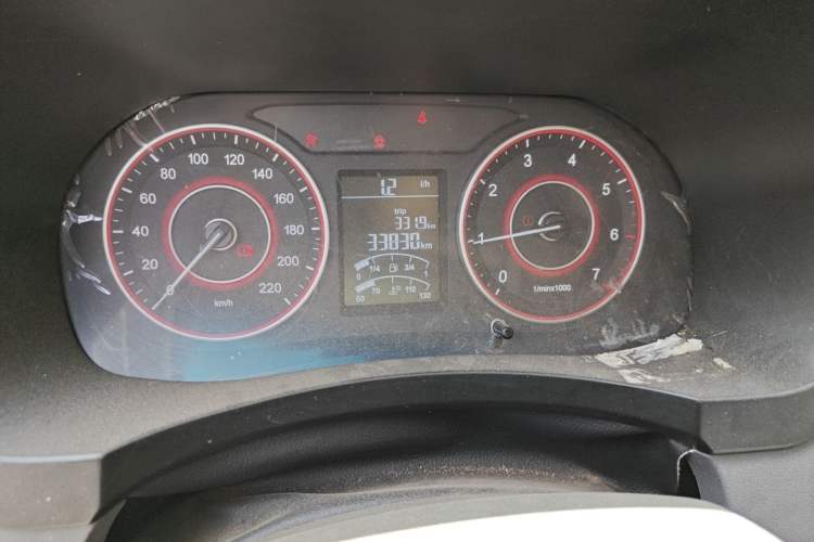 Used Jinbei Hiace King 2021 2.0L City Transport King Series Comfortable High-Roof 6-Seater 1TZS Odometer Close Up