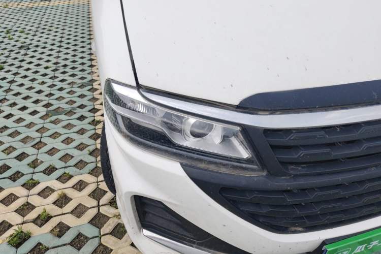 Used Jinbei Hiace King 2021 2.0L City Transport King Series Comfortable High-Roof 6-Seater 1TZS Right Front Headlight