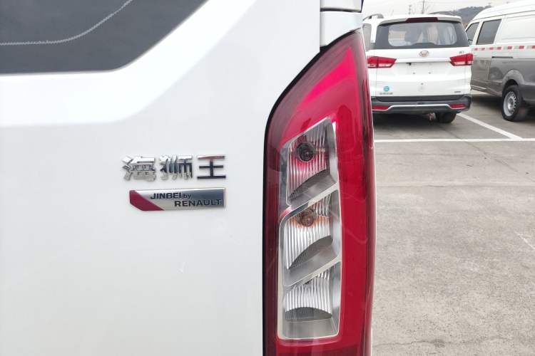 Used Jinbei Hiace King 2021 2.0L City Transport King Series Comfortable High-Roof 6-Seater 1TZS Right Rear Taillight