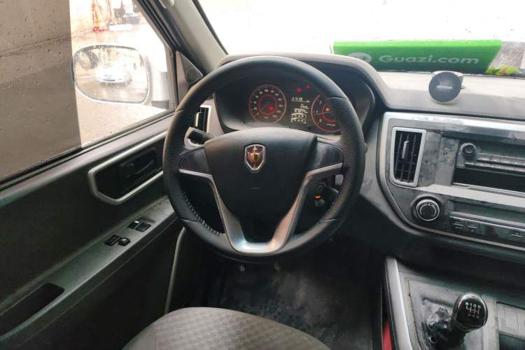 Used Jinbei Hiace King 2021 2.0L City Transport King Series Express Model Standard Top 6-Seater 1TZS Steering Wheel