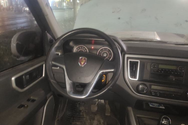 Used Jinbei Hiace King 2021 2.0L City Transport King Series Express Model Standard Top 6-Seater 1TZS Steering Wheel