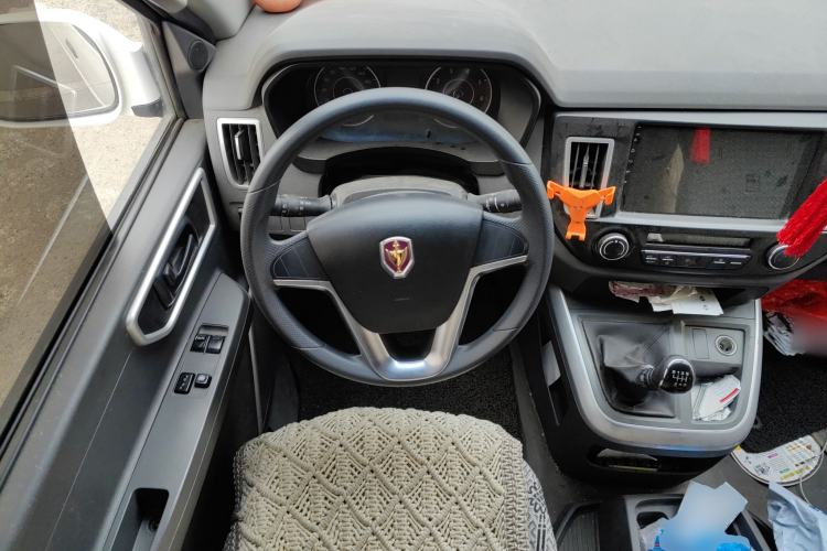 Used Jinbei Hiace King 2021 2.0L City Transport King Series Express Model Standard Top 6-Seater 1TZS Steering Wheel