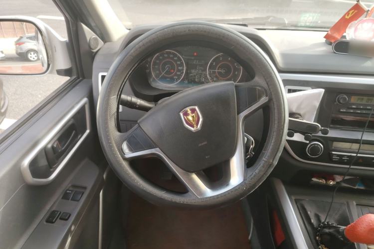 Used Jinbei Hiace King 2021 2.0L City Transport King Series Express Model Standard Top 6-Seater 1TZS Steering Wheel