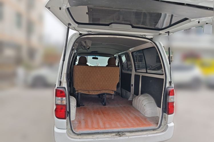 Used Jinbei Hiace King 2021 2.0L City Transport King Series Express Model Standard Top 6-Seater 1TZS Trunk