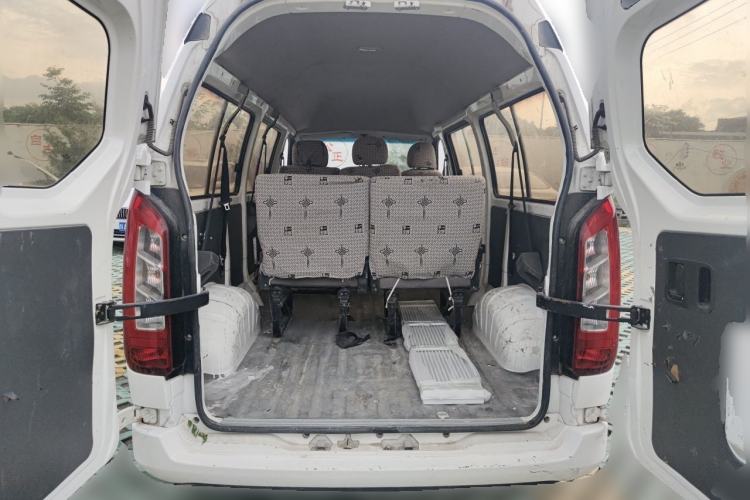 Used Jinbei Hiace King 2021 2.0L City Transport King Series Comfortable High-Roof 6-Seater 1TZS Trunk