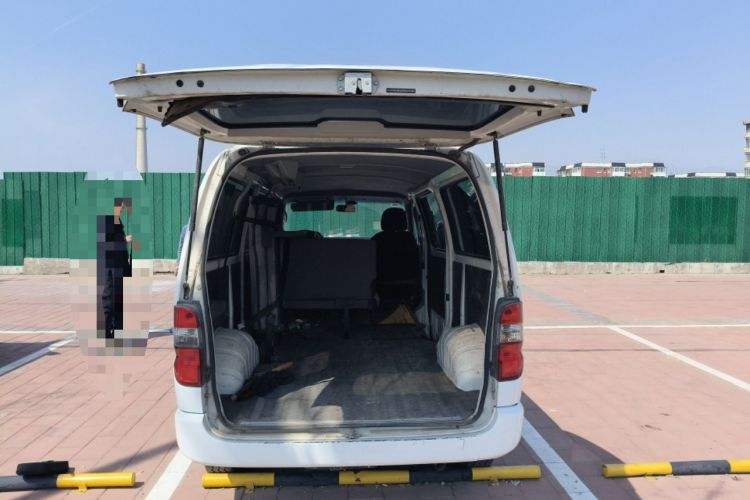 Used Jinbei Hiace King 2021 2.0L City Transport King Series Express Model Standard Top 6-Seater 1TZS Trunk