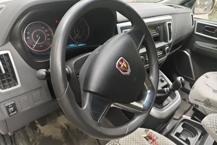 Used Jinbei Hiace King 2021 2.0L City Transport King Series Express Model Standard Top 6-Seater 1TZS Steering Wheel