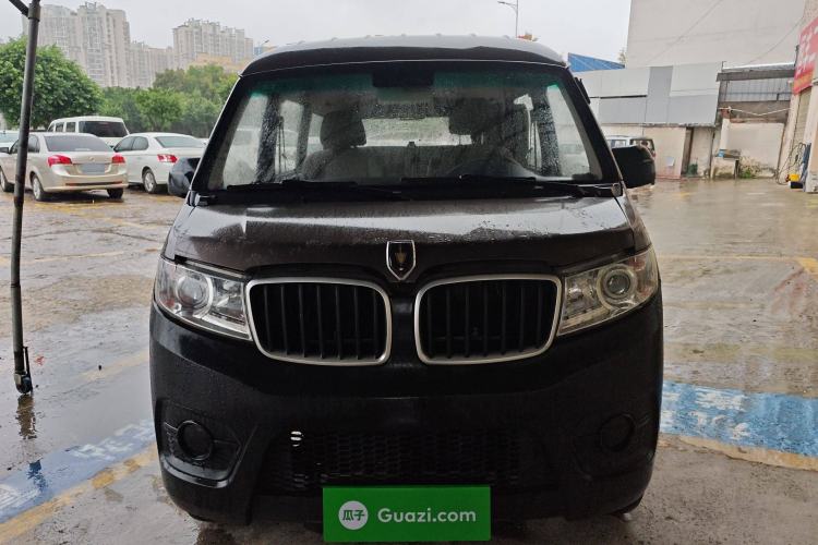 Used Jinbei Hiace X30 2021 1.5L Standard Model Central Air Conditioning EPS Version Bus China VI Emission Standard SWC15M Front