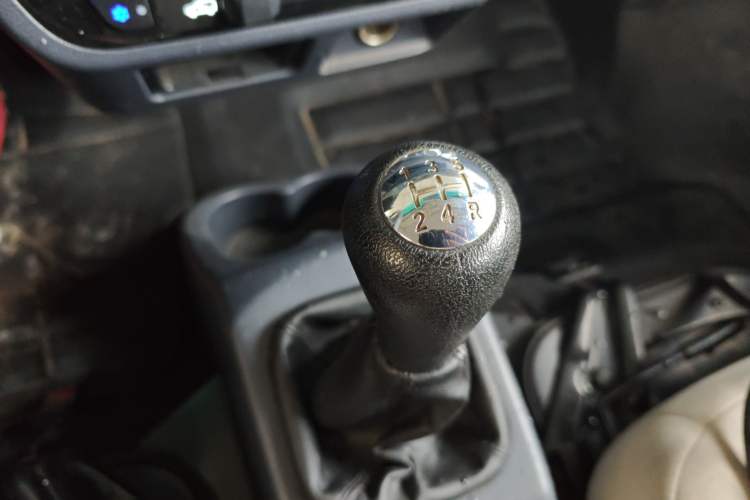 Used Jinbei Hiace X30 2021 1.5L Standard Model Central Air Conditioning EPS Version Bus China VI Emission Standard SWC15M Gear Lever
