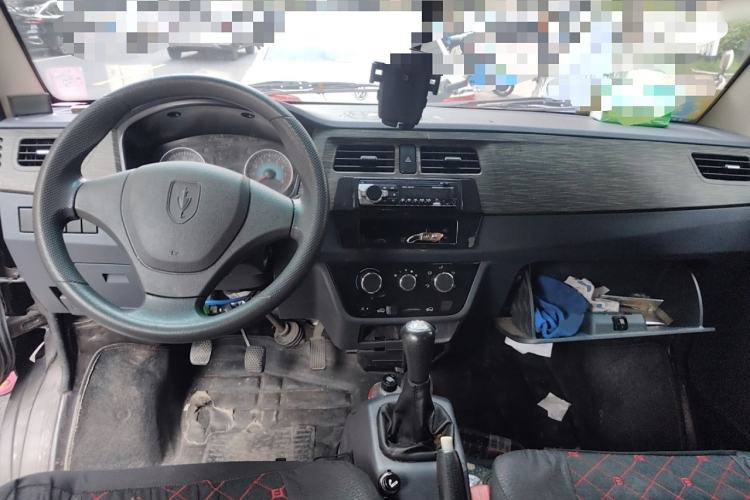 Used Jinbei Hiace X30 2021 1.5L Wealthy Edition Bus China VI Standard SWC15M Interior 2