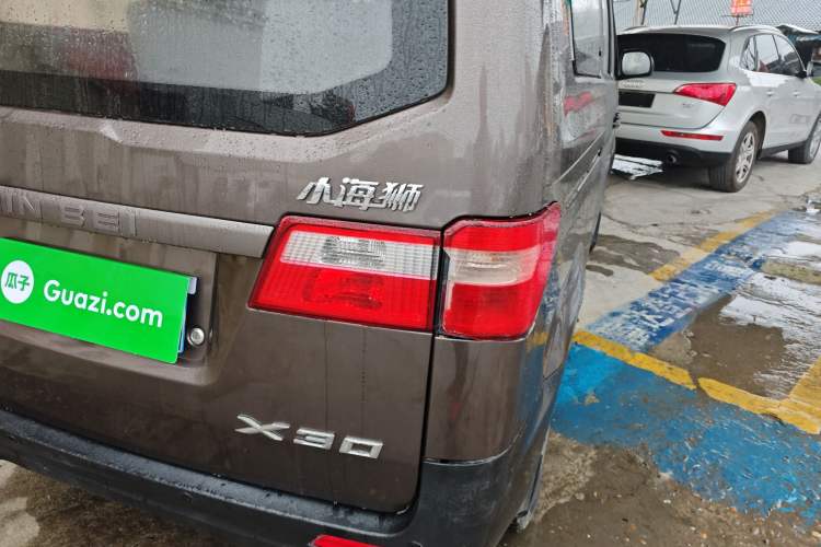 Used Jinbei Hiace X30 2021 1.5L Standard Model Central Air Conditioning EPS Version Bus China VI Emission Standard SWC15M Right Rear Taillight