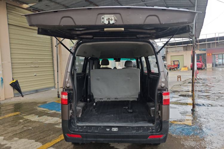 Used Jinbei Hiace X30 2021 1.5L Standard Model Central Air Conditioning EPS Version Bus China VI Emission Standard SWC15M Trunk