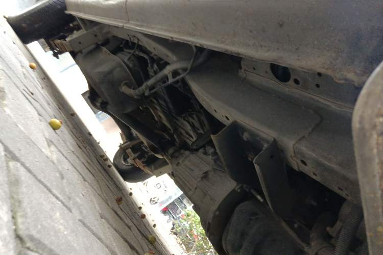 Used Jinbei Hiace X30 2020 1.5L Van Super-Enjoyment Model China VI Standard SWC15M Chassis Front Right