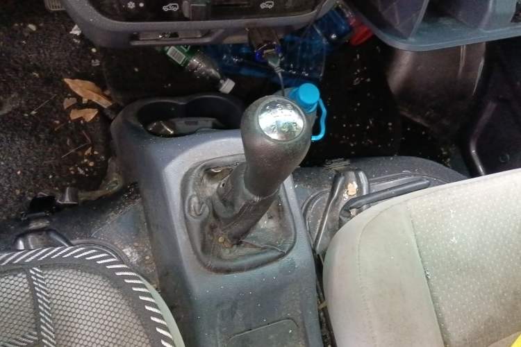 Used Jinbei Hiace X30 2020 1.5L Van Super-Enjoyment Model China VI Standard SWC15M Gear Lever