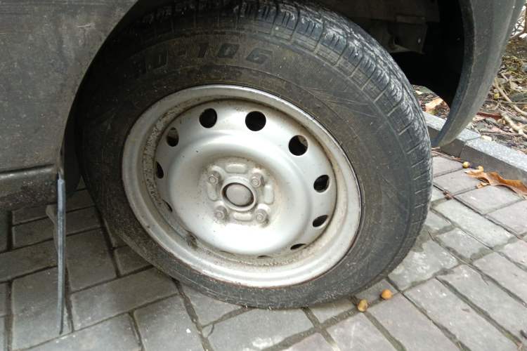 Used Jinbei Hiace X30 2020 1.5L Van Super-Enjoyment Model China VI Standard SWC15M Right Front Wheel Hub