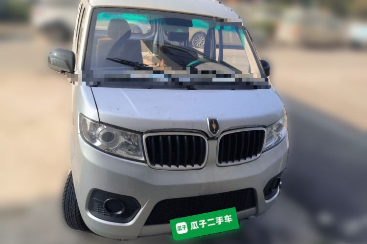 Used Jinbei Hiace X30 2024 1.5L Champion Edition Passenger Vehicle 5/6/7 Seats Front