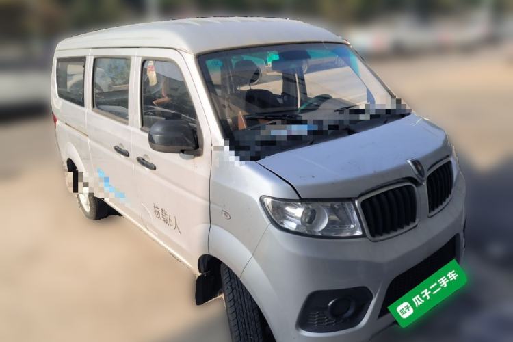 Used Jinbei Hiace X30 2024 1.5L Champion Edition Passenger Vehicle 5/6/7 Seats Front Right 45 Deg