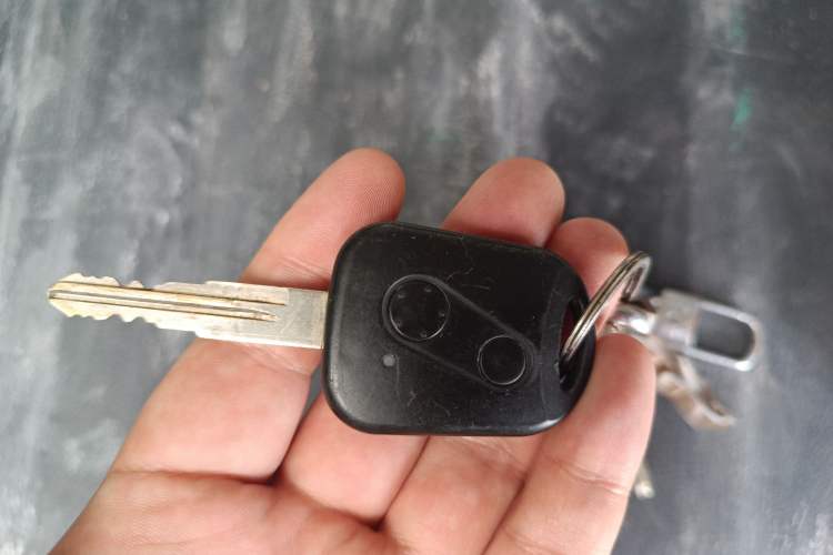 Used Jinbei Hiace X30 2021 1.5L Comfort Model Air-Conditioner-Free Version National VI Standard SWC15M Bus Vehicle Key