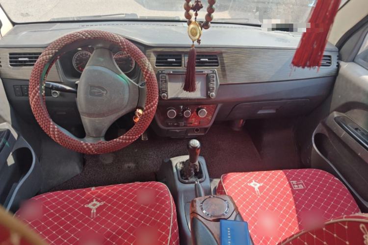 Used Jinbei Hiace X30 2013 1.3L Standard Version Center Console