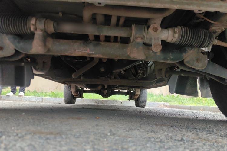 Used Jinbei Hiace X30 2013 1.3L Comfort Model Chassis Front