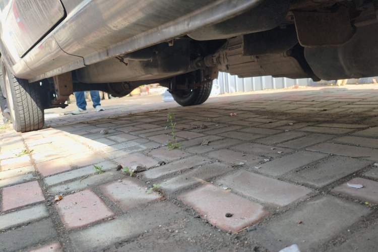 Used Jinbei Hiace X30 2013 1.3L Comfort Model Chassis Front Right