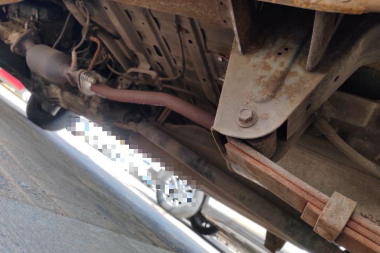 Used Jinbei Hiace X30 2013 1.3L Standard Version Chassis Rear Left
