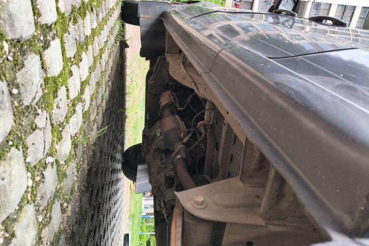 Used Jinbei Hiace X30 2013 1.3L Comfort Model Chassis Rear Left