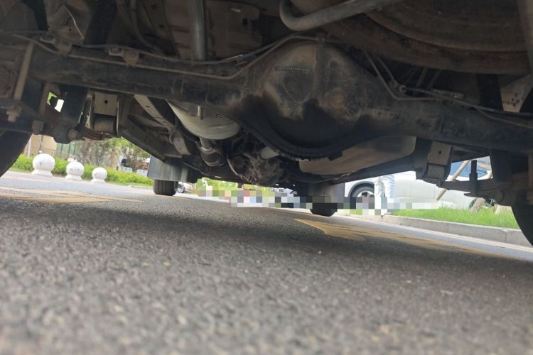 Used Jinbei Hiace X30 2013 1.3L Comfort Model Chassis Rear
