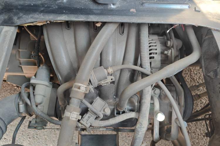 Used Jinbei Hiace X30 2013 1.3L Standard Version Engine Bay Left
