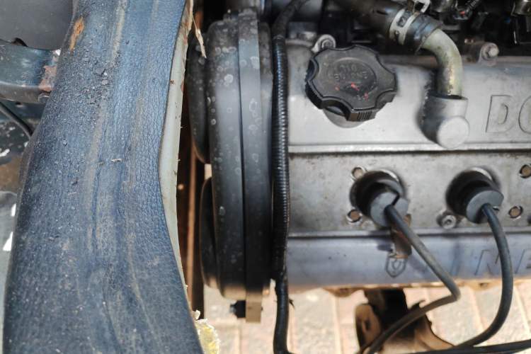 Used Jinbei Hiace X30 2013 1.3L Standard Version Engine Bay Right