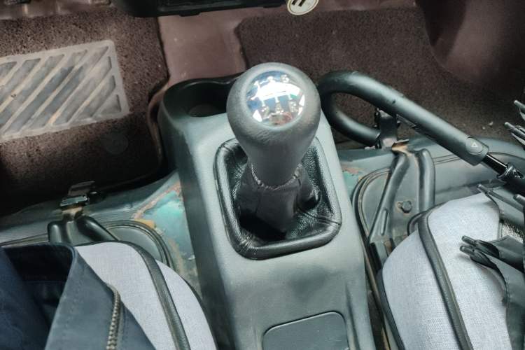 Used Jinbei Hiace X30 2013 1.3L Standard Version Gear Lever