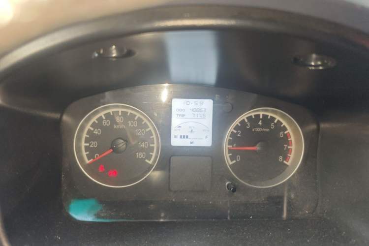Used Jinbei Hiace X30 2013 1.3L Comfort Model Odometer Close Up