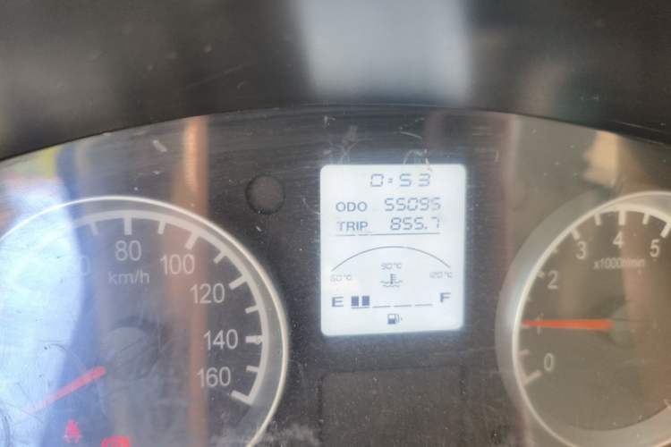 Used Jinbei Hiace X30 2013 1.3L Comfort Model Odometer Close Up