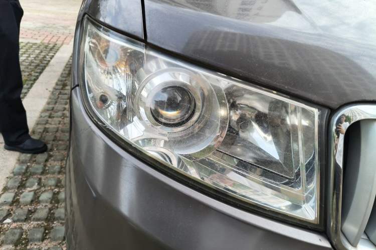Used Jinbei Hiace X30 2013 1.3L Comfort Model Right Front Headlight
