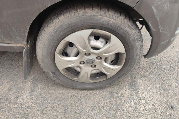 Used Jinbei Hiace X30 2013 1.3L Comfort Model Right Front Wheel Hub