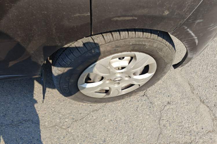 Used Jinbei Hiace X30 2013 1.3L Standard Version Right Front Wheel Hub