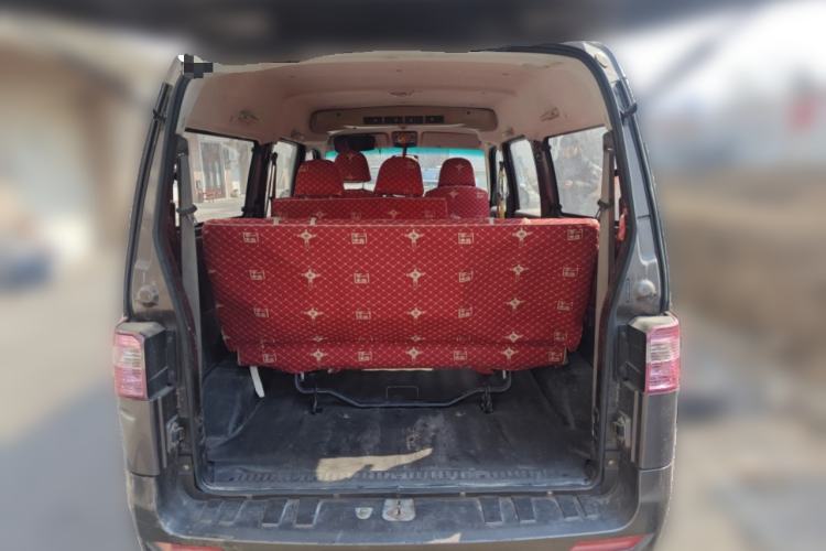 Used Jinbei Hiace X30 2013 1.3L Standard Version Trunk