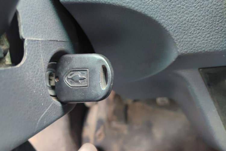 Used Jinbei Hiace X30 2013 1.3L Comfort Model Vehicle Key