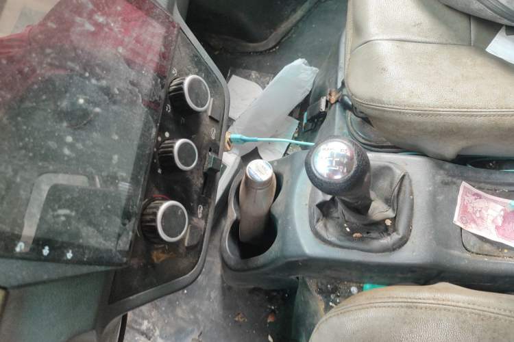 Used Jinbei Hiace X30 2013 1.3L Standard Version Gear Lever