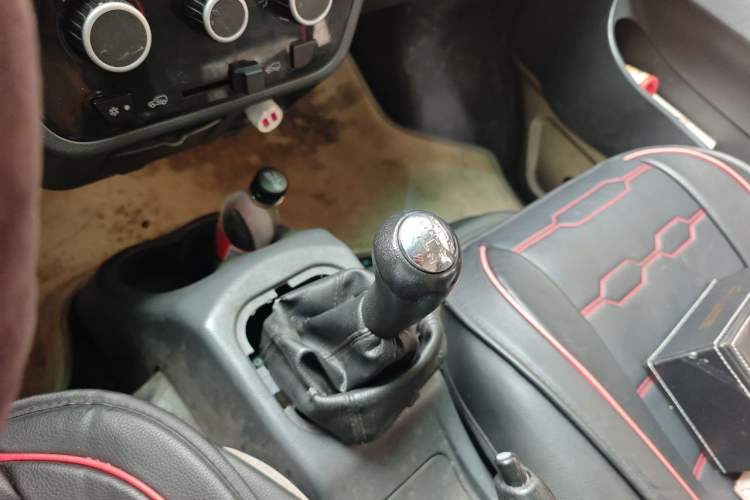 Used Jinbei Hiace X30 2013 1.3L Standard Version Gear Lever