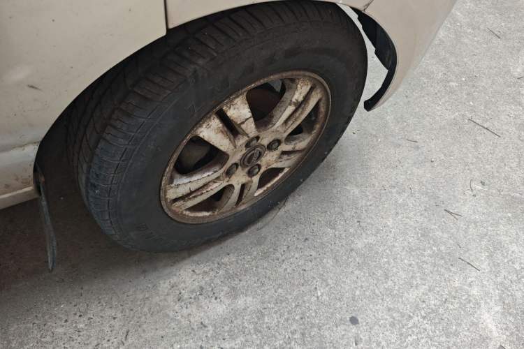 Used Jinbei Hiace X30 2013 1.3L Standard Version Right Front Wheel Hub